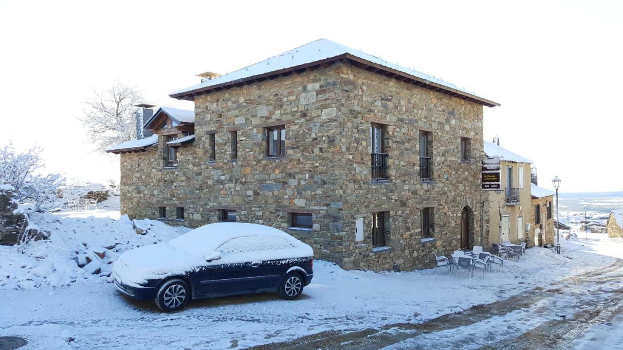 La Posada Del Druida Foncebadon Exterior photo
