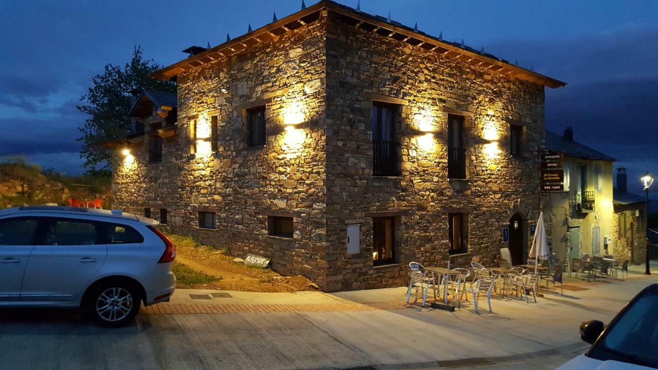 La Posada Del Druida Foncebadon Exterior photo